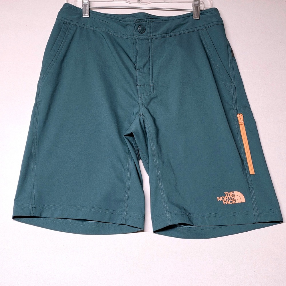 The North Face Hiking Shorts Outdoor Activewear Zip‎ Pocket Shorts 30"